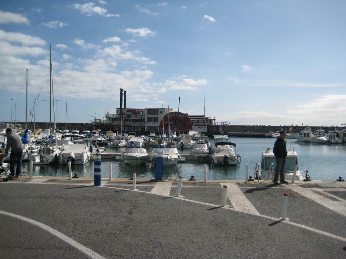 Apartamento En Puerto Marina Benalmadena Bagian luar foto